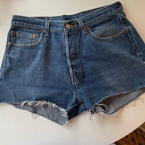 Vintage Levi's Cutoffs 34"